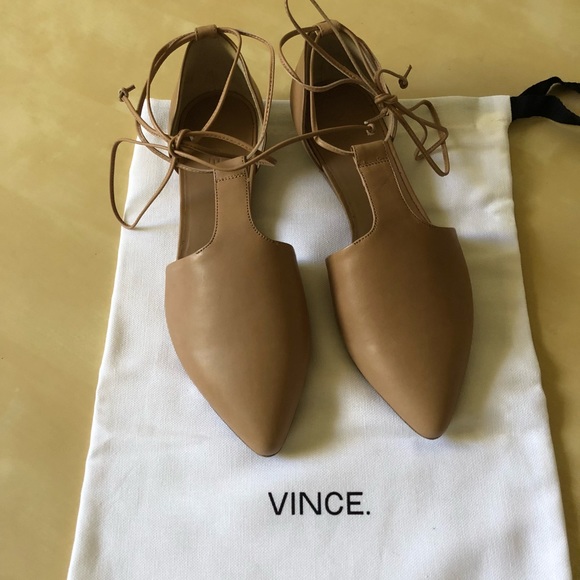 Vince 'Noella' Leather Lace-Up Flats - Picture 2 of 7